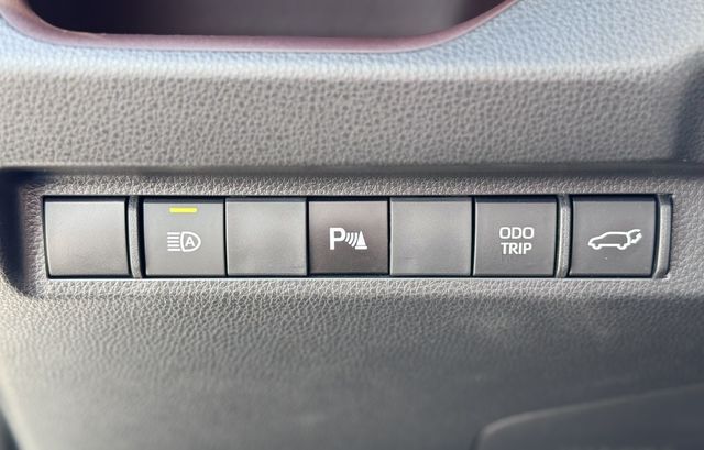 TOYOTA豐田 RAV4  第15張相片