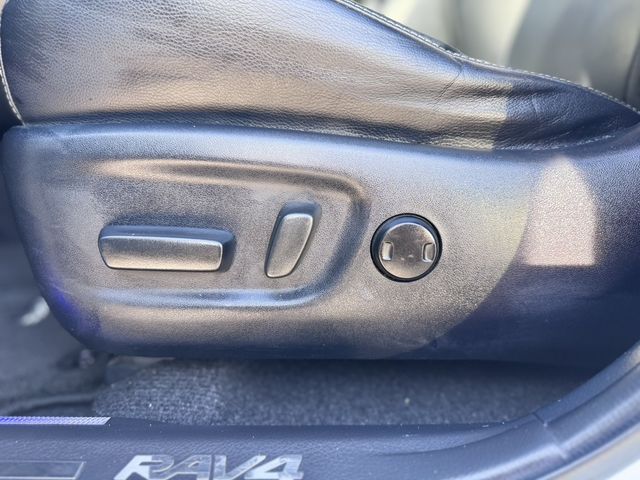 TOYOTA豐田 RAV4  第13張相片