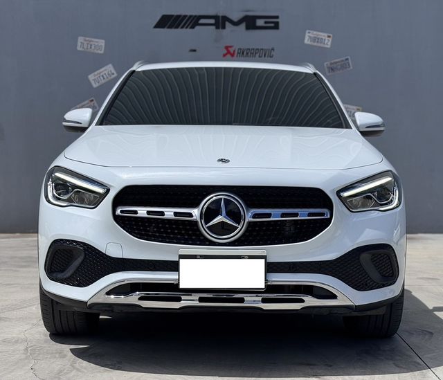 M-BENZ賓士 GLA200  第1張相片