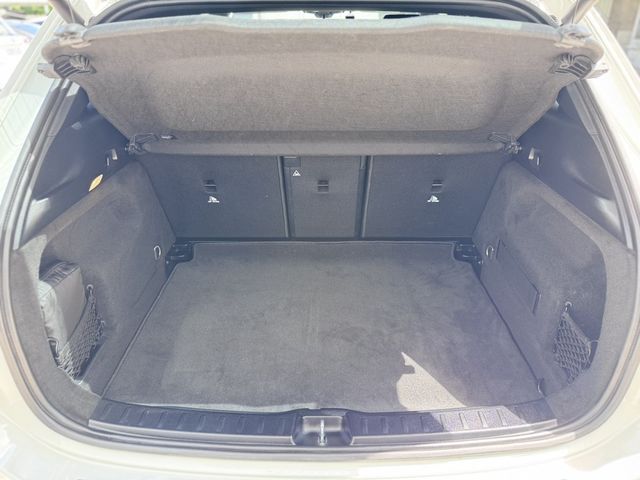 M-BENZ賓士 GLA200  第18張相片