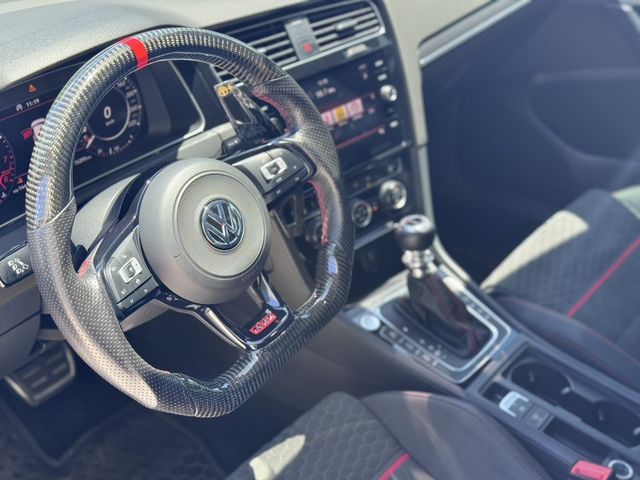 VOLKSWAGEN福斯 GOLF GTI  第6張相片
