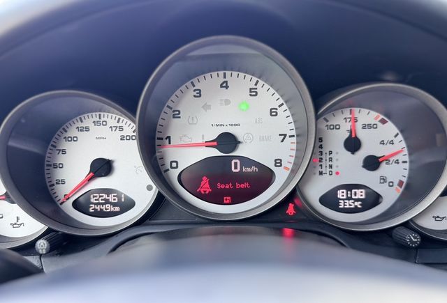 PORSCHE保時捷 911 CARRERA 4S  第8張相片