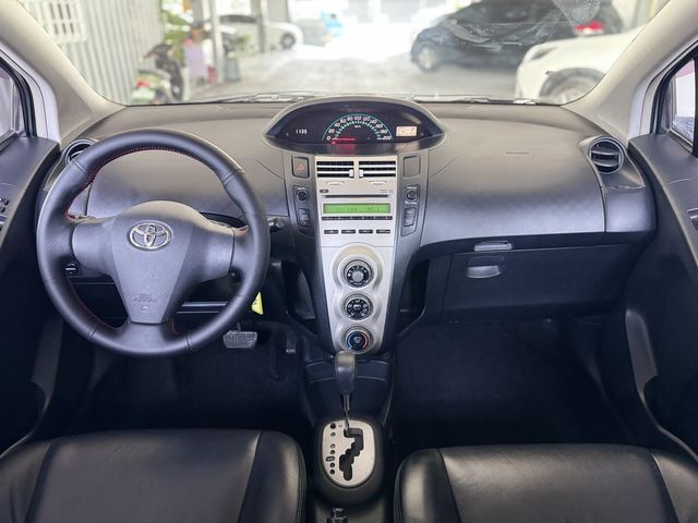 TOYOTA豐田 YARIS  第7張相片