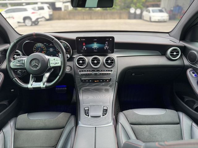 M-BENZ賓士 GLC43 AMG COUPE  第7張相片