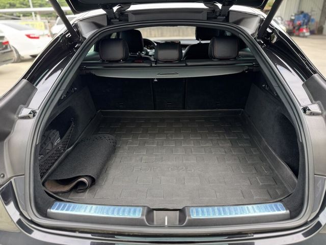 M-BENZ賓士 GLC43 AMG COUPE  第19張相片