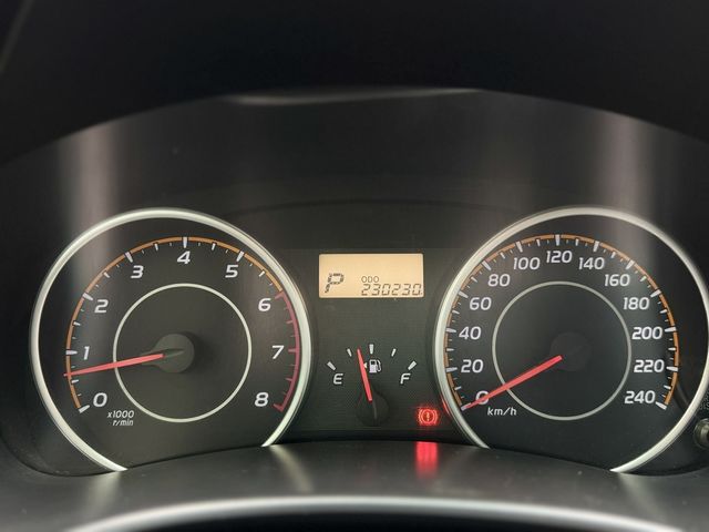 TOYOTA豐田 WISH  第8張相片