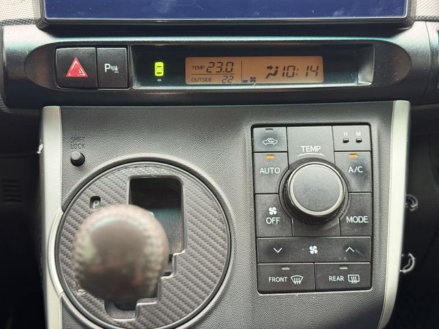 TOYOTA豐田 WISH  第11張相片