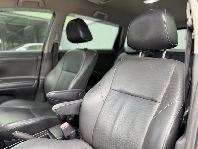 TOYOTA豐田 WISH  第14張相片