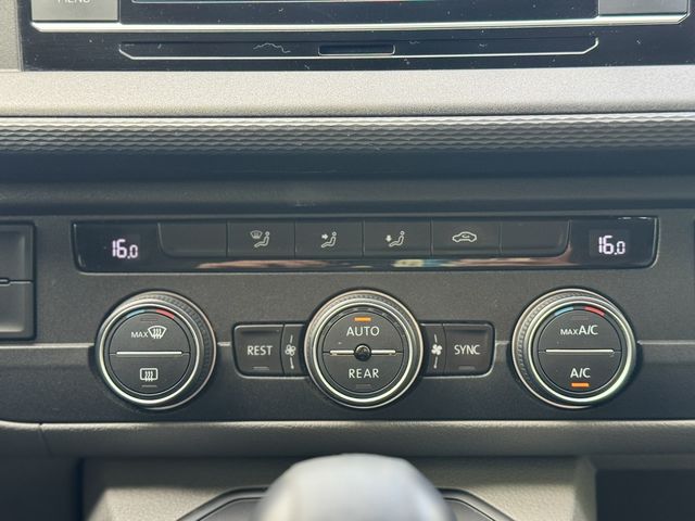 VOLKSWAGEN福斯 T6 CARAVELLE  第12張相片