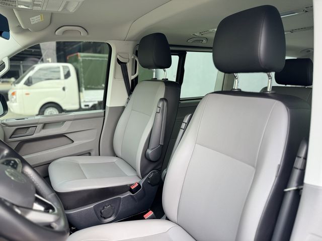 VOLKSWAGEN福斯 T6 CARAVELLE  第13張相片