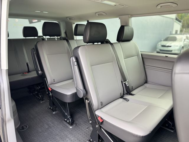 VOLKSWAGEN福斯 T6 CARAVELLE  第14張相片