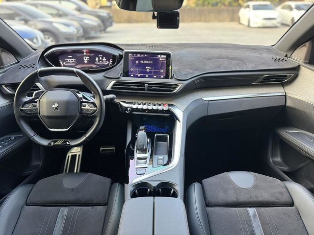 PEUGEOT寶獅 5008  第7張相片