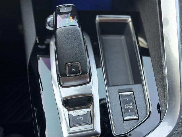 PEUGEOT寶獅 5008  第14張相片