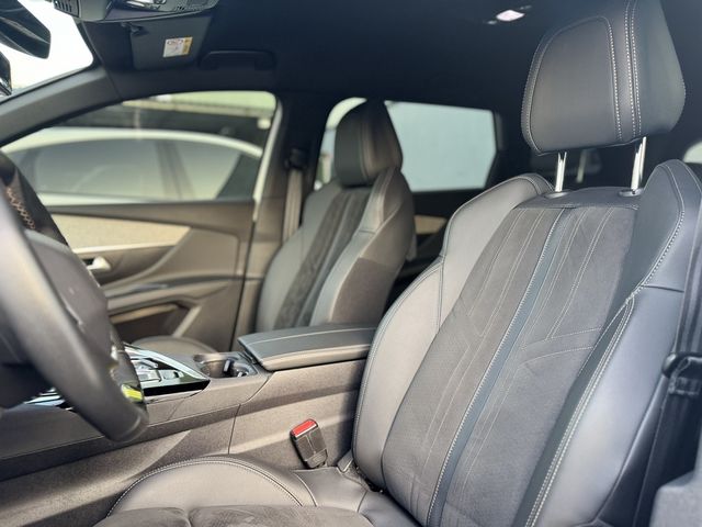 PEUGEOT寶獅 5008  第17張相片