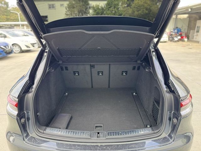 PORSCHE保時捷 MACAN  第20張相片