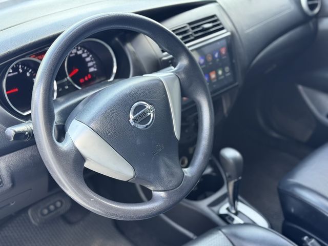 NISSAN日產 LIVINA  第6張相片