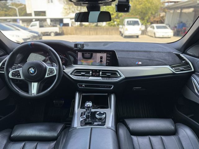 BMW寶馬 X6 XDRIVE40I  第7張相片