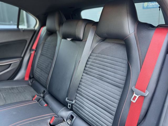 M-BENZ賓士 A250  第15張相片