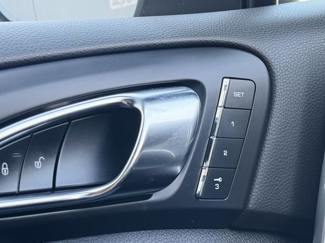 PORSCHE保時捷 CAYENNE  第15張相片