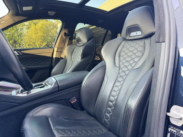 BMW寶馬 X6 M  第17張相片