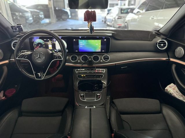 M-BENZ賓士 E300  第7張相片