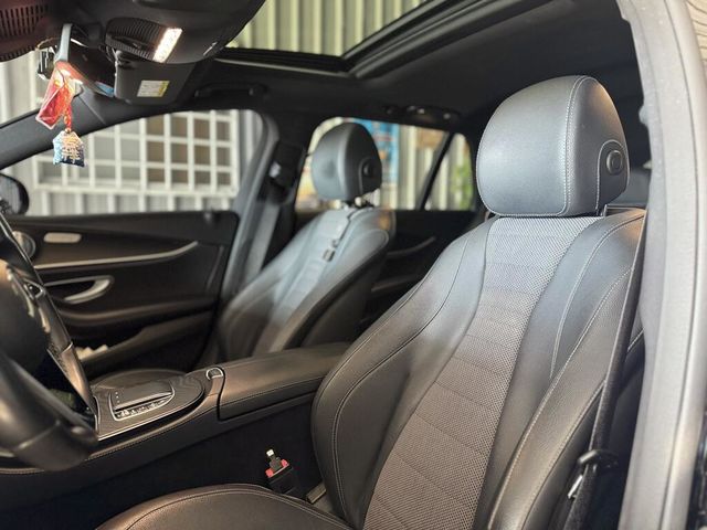 M-BENZ賓士 E300  第16張相片