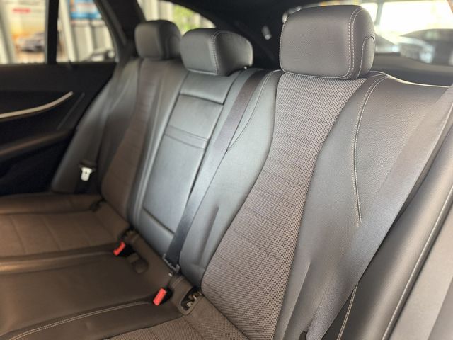 M-BENZ賓士 E300  第17張相片