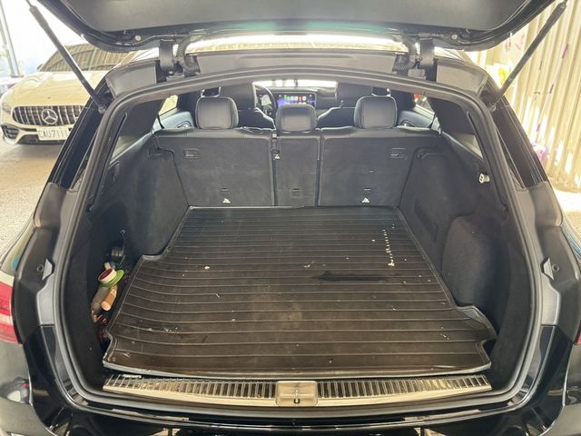 M-BENZ賓士 E300  第18張相片