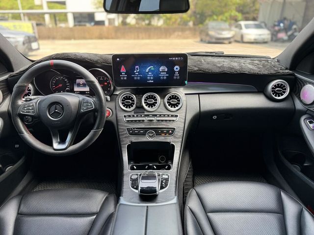 M-BENZ賓士 C300  第7張相片