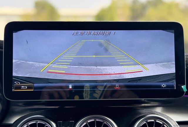 M-BENZ賓士 C300  第11張相片