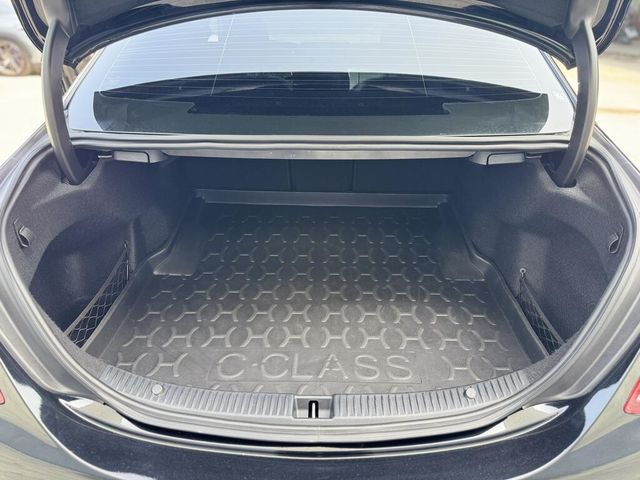 M-BENZ賓士 C300  第19張相片