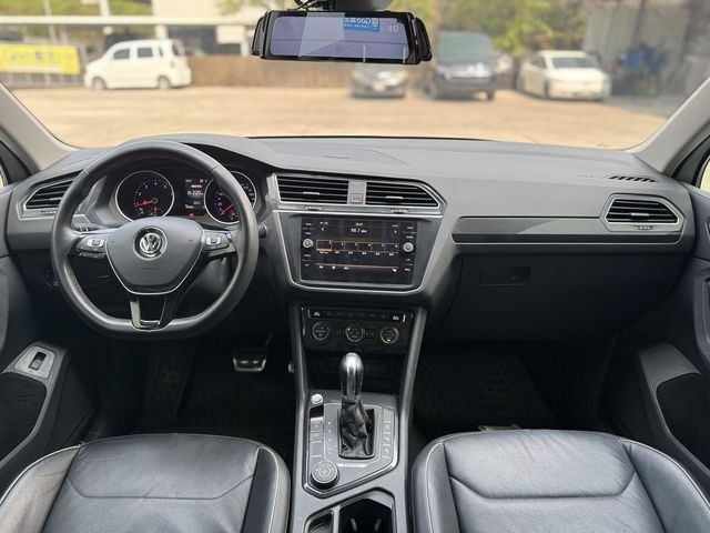VOLKSWAGEN福斯 TIGUAN  第7張相片