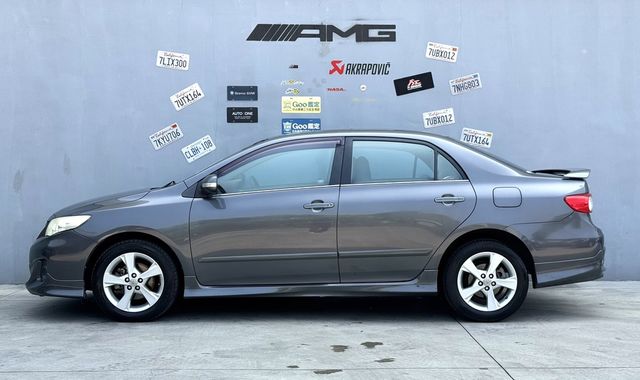 TOYOTA豐田 ALTIS  第3張相片