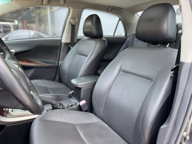 TOYOTA豐田 ALTIS  第12張相片