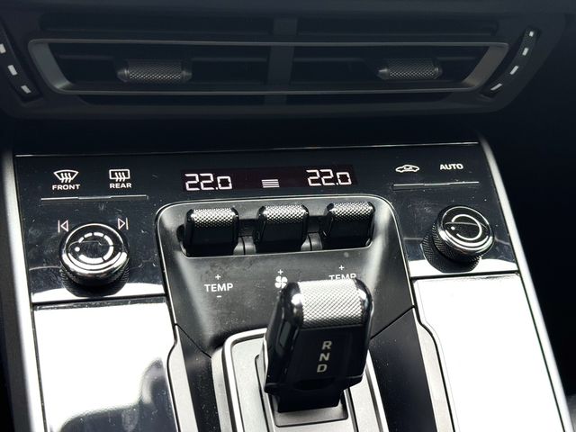 PORSCHE保時捷 911 CARRERA 4S  第13張相片