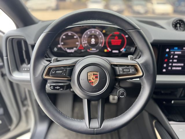 PORSCHE保時捷 CAYENNE  第8張相片