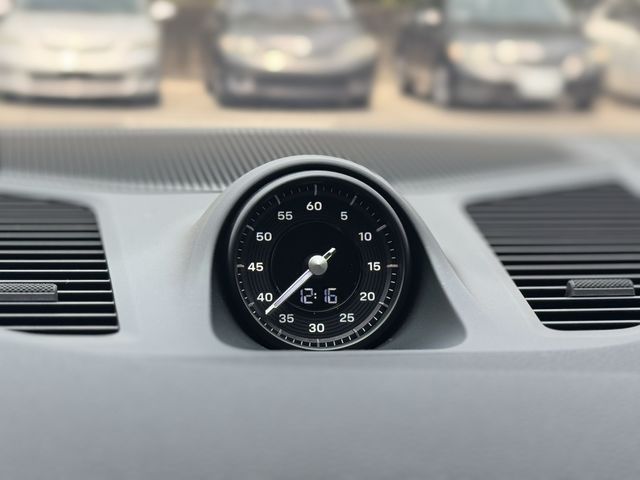 PORSCHE保時捷 CAYENNE  第13張相片