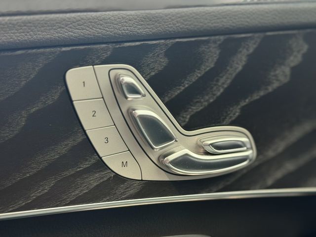 M-BENZ賓士 C300  第15張相片