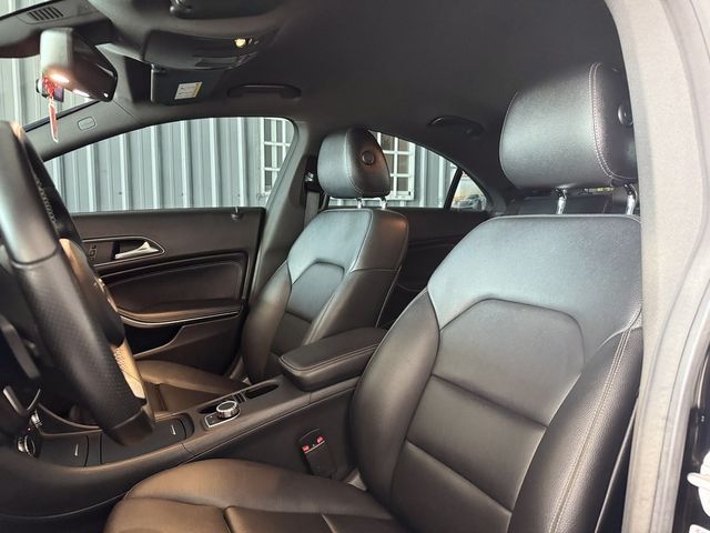 M-BENZ賓士 CLA200  第13張相片