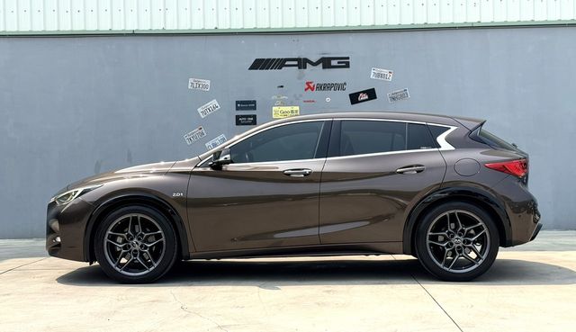 INFINITI無限 Q30  第3張相片