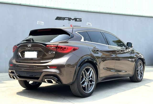 INFINITI無限 Q30  第4張相片