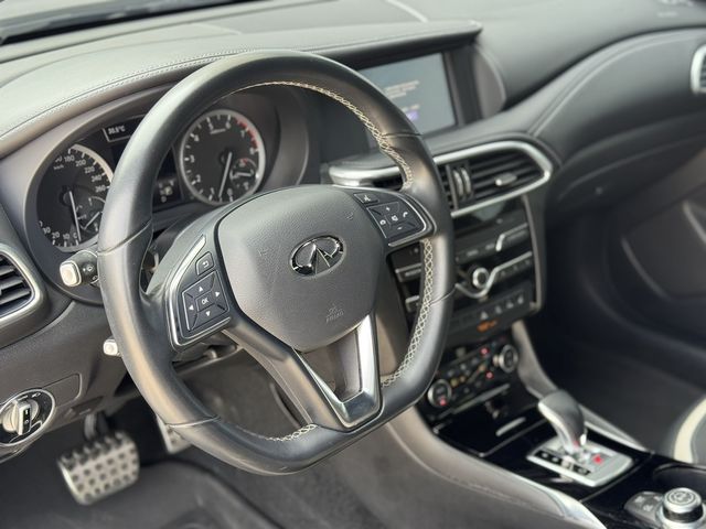 INFINITI無限 Q30  第6張相片