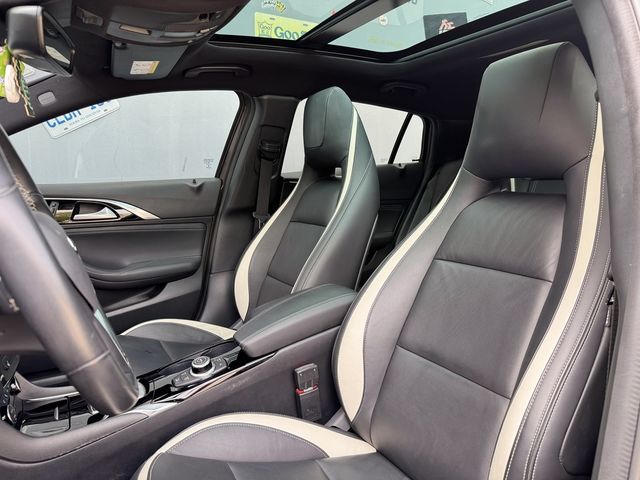 INFINITI無限 Q30  第15張相片