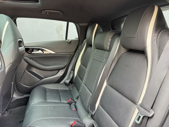 INFINITI無限 Q30  第16張相片