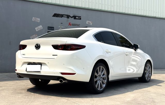 MAZDA馬自達 MAZDA 3  第4張相片