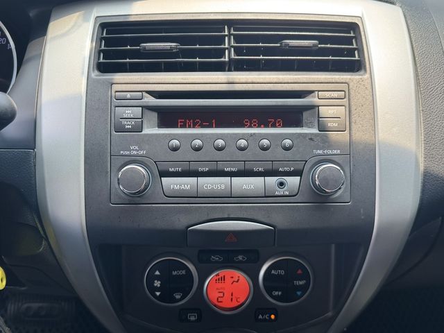 NISSAN日產 LIVINA  第8張相片