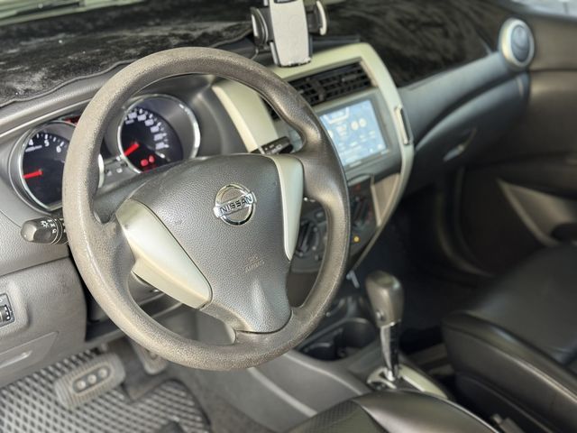 NISSAN日產 LIVINA  第7張相片