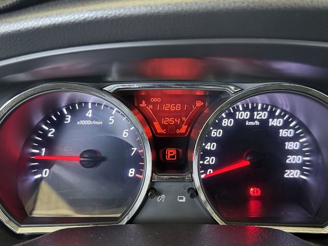 NISSAN日產 LIVINA  第8張相片