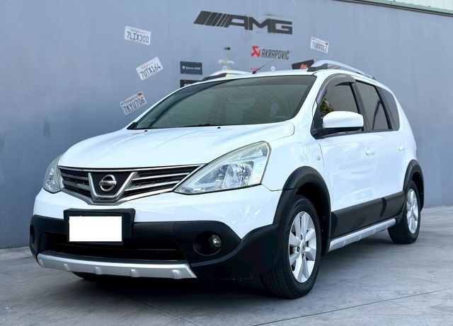 NISSAN日產 LIVINA  第2張相片