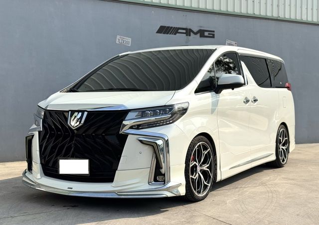 TOYOTA豐田 ALPHARD  第2張相片